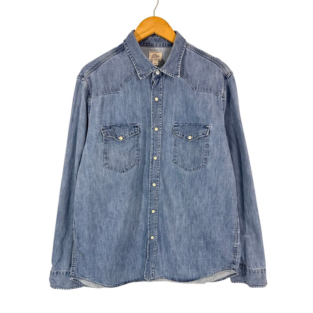 J.Crew Men’s Denim Shirt Blue Wash Classic Button Up Size L Style AZ446 Casual